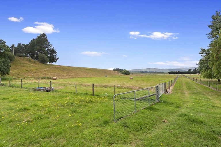 Photo of property in 15 Darrochs Road, Domett, Cheviot, 7382