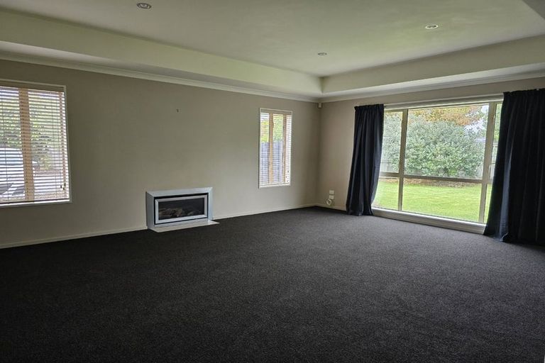 Photo of property in 21 Allingham Lane, Rolleston, 7614