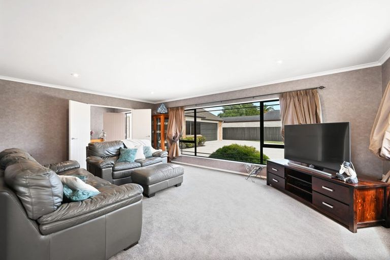 Photo of property in 17 Grasmere Court, Huntington, Hamilton, 3210