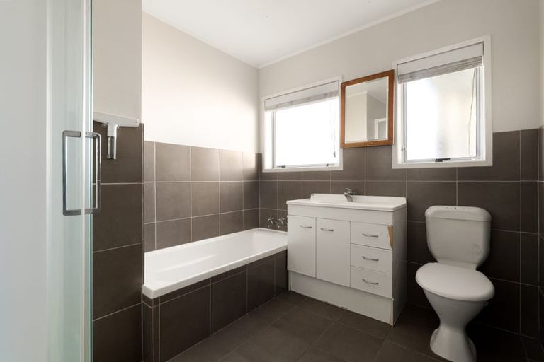 Photo of property in 31 Prangley Avenue, Mangere, Auckland, 2022