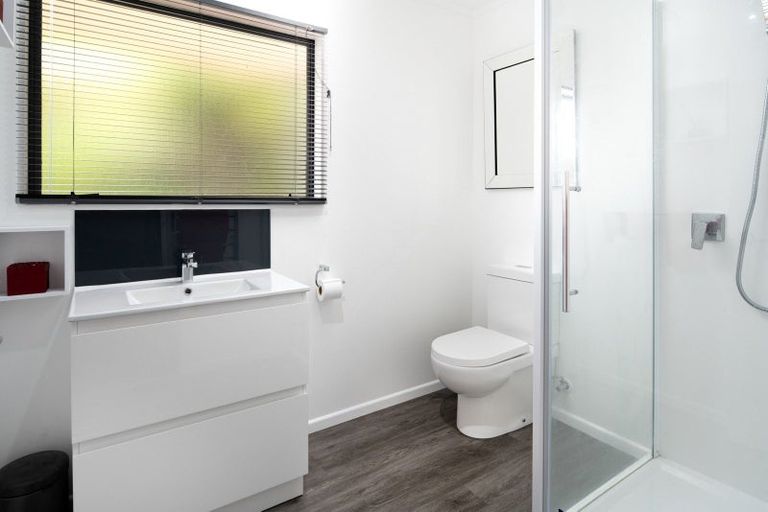 Photo of property in 68 Moana View Road, Waikawa, Picton, 7220