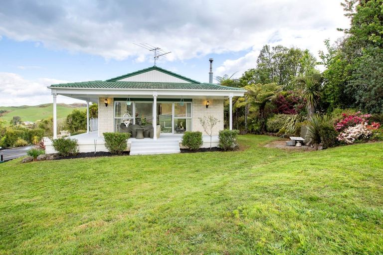 Photo of property in 631 Pinnacle Hill Road, Bombay, 2675