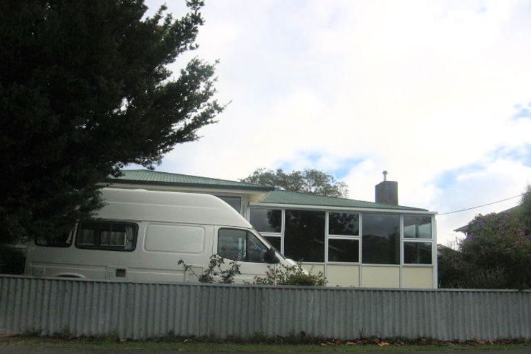 Photo of property in 36 Bryant Street, Takaro, Palmerston North, 4412