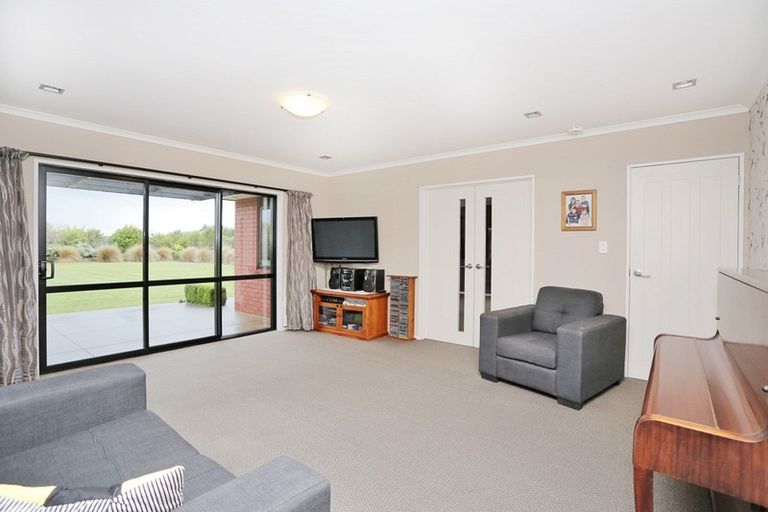 Photo of property in 111 Taiepa Road, Otatara, Invercargill, 9879