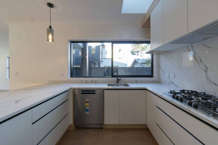 Photo of property in 3/11 Comries Road, Chartwell, Hamilton, 3210