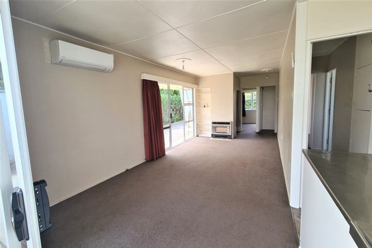 Photo of property in 114 Ihaia Road, Opunake, 4616