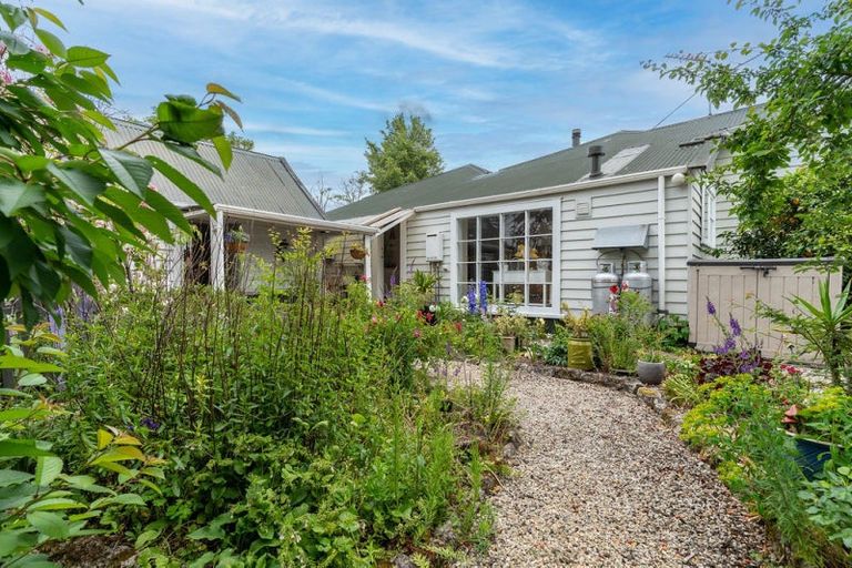 Photo of property in 463 High Street South, Carterton, 5713