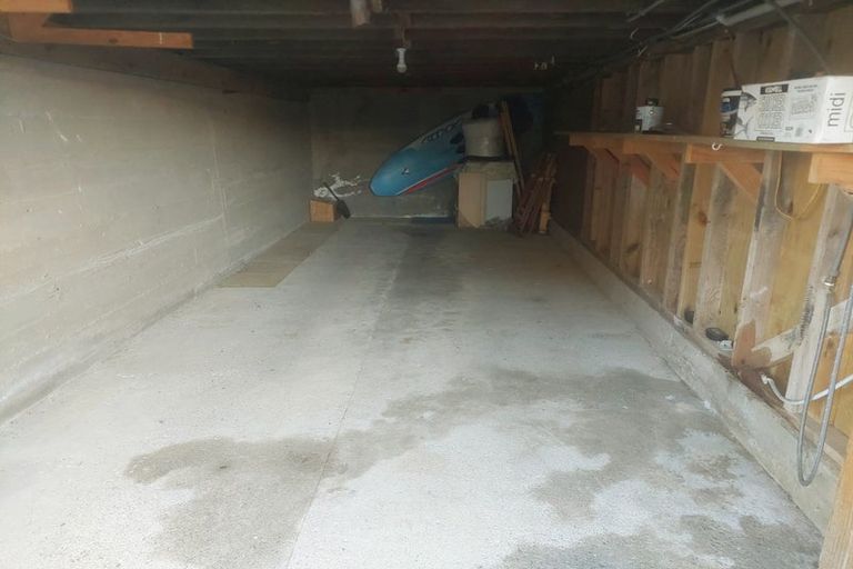 Photo of property in 127-129 Manly Street, Paraparaumu Beach, Paraparaumu, 5032