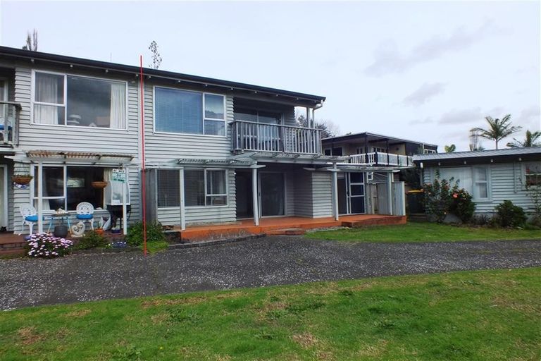 Photo of property in 1/4 Arkles Strand, Arkles Bay, Whangaparaoa, 0932