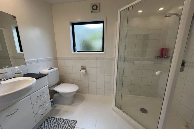 Photo of property in 2/57 Arrowsmith Avenue, Waipahihi, Taupo, 3330