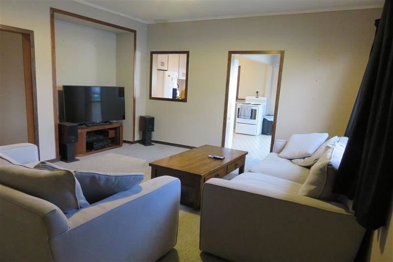 Photo of property in 422 Massey Street, Akina, Hastings, 4122