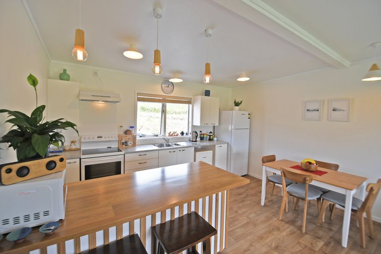 Photo of property in 3 Pavel Place, Kaiwaka, 0573