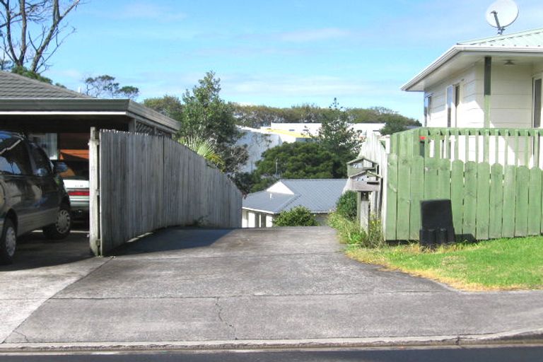 Photo of property in 1/7 Kinvig Place, Ranui, Auckland, 0612