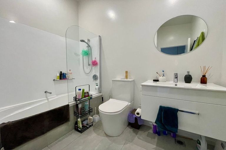 Photo of property in 47 Te Ara O Paetutu, Petone, Lower Hutt, 5012