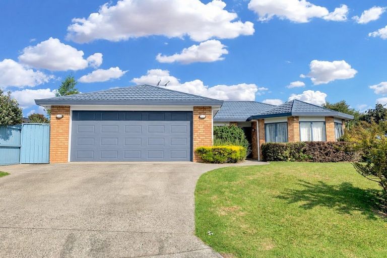 Photo of property in 17 Northmeadow Drive, Rototuna, Hamilton, 3210