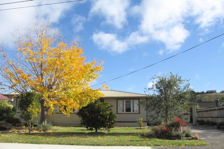 Photo of property in 1 Surrey Street, Taradale, Napier, 4112