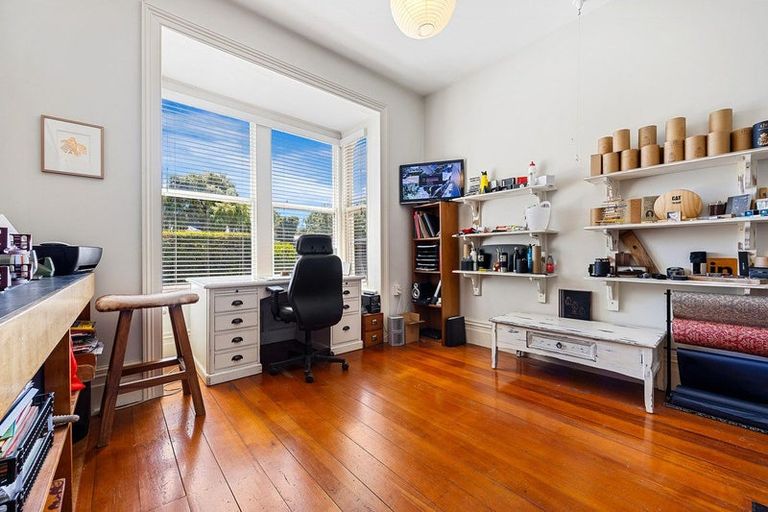 Photo of property in 32 Walpole Street, Waltham, Christchurch, 8023