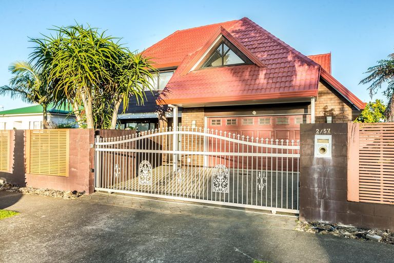 Photo of property in 2/57 Hoteo Avenue, Papatoetoe, Auckland, 2025