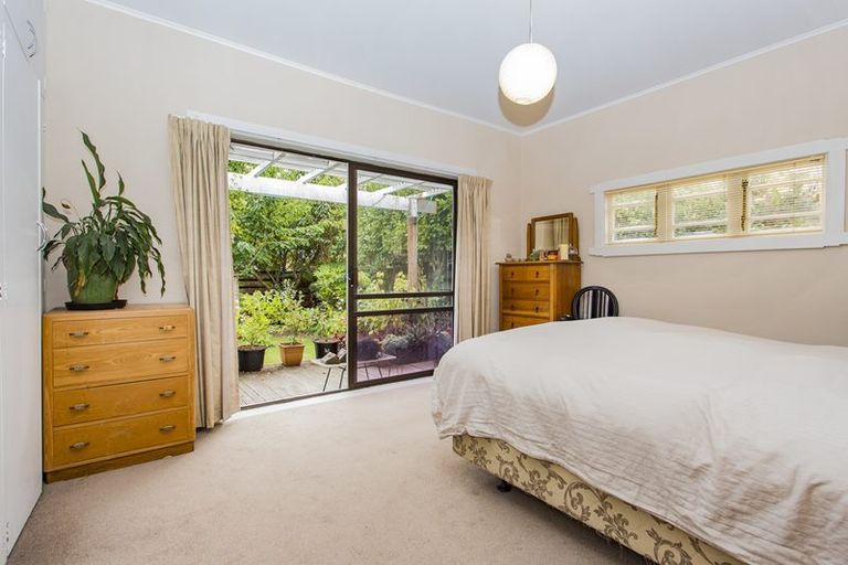 Photo of property in 174 Weston Road, St Albans, Christchurch, 8052