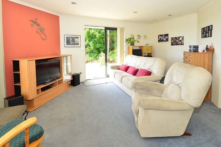 Photo of property in 10 Careen Grove, Gulf Harbour, Whangaparaoa, 0930