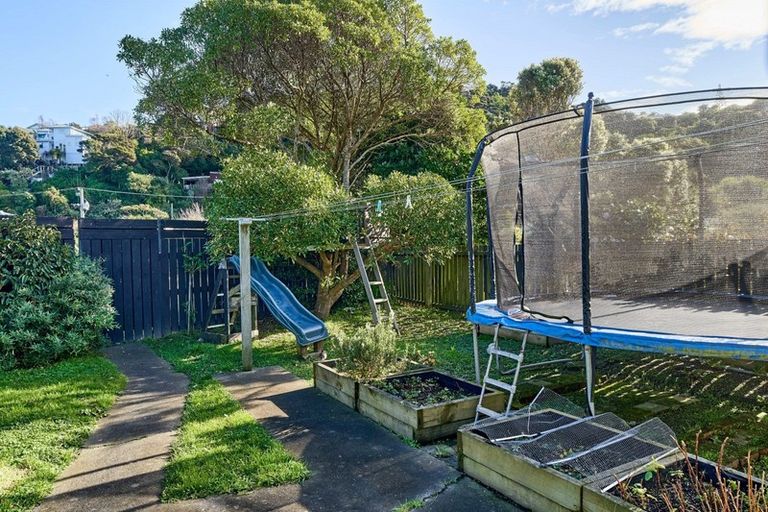 Photo of property in 37 Cluny Road, Plimmerton, Porirua, 5026