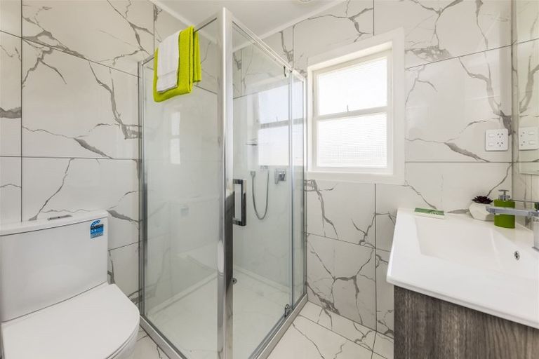 Photo of property in 1/124 Great South Road, Manurewa, Auckland, 2102