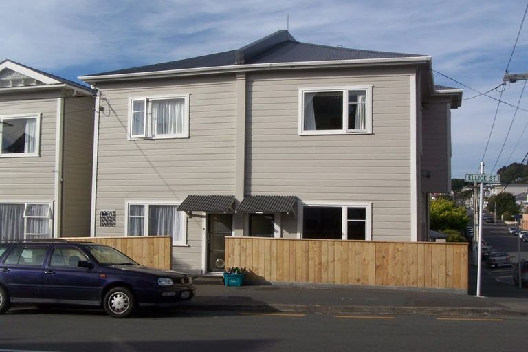 Photo of property in 2/75-77 Ellice Street, Mount Victoria, Wellington, 6011