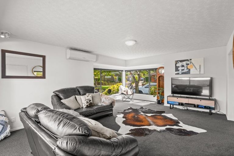 Photo of property in 45 Karnak Crescent, Russley, Christchurch, 8042