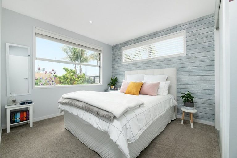 Photo of property in 45 Butterworth Crescent, Papamoa Beach, Papamoa, 3118