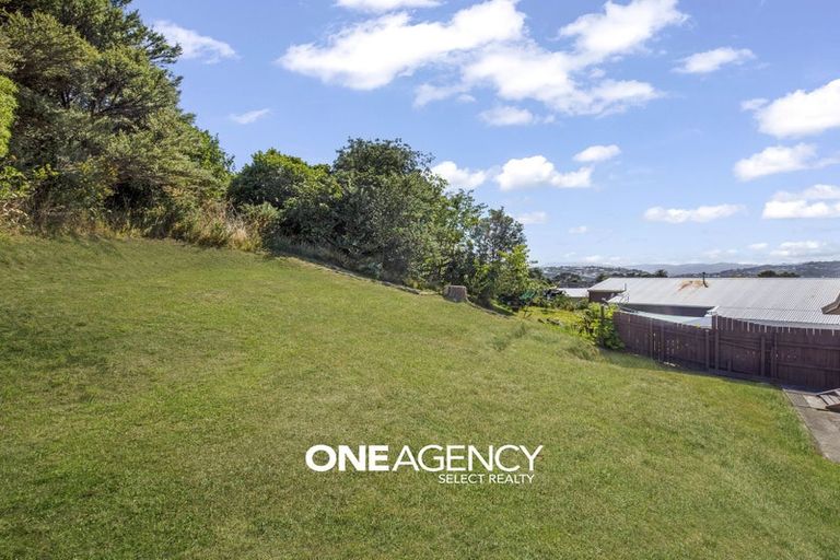 Photo of property in 12 Chapel Street, Takapuwahia, Porirua, 5022