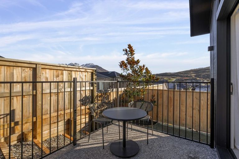 Photo of property in 47 Shepherd Road, Jacks Point, Queenstown, 9371