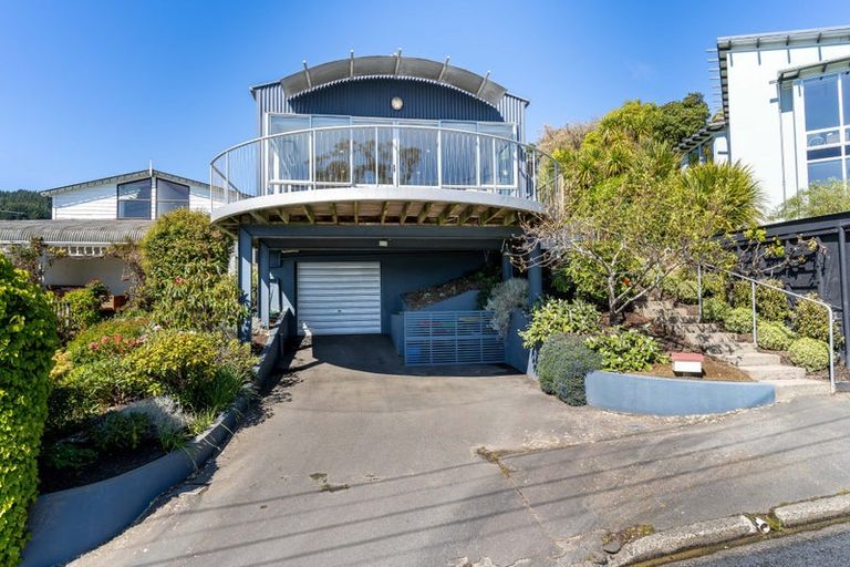 Photo of property in 40 Marine Parade, Macandrew Bay, Dunedin, 9014