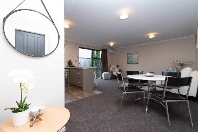 Photo of property in 5/108 Old Farm Road, Hamilton East, Hamilton, 3216