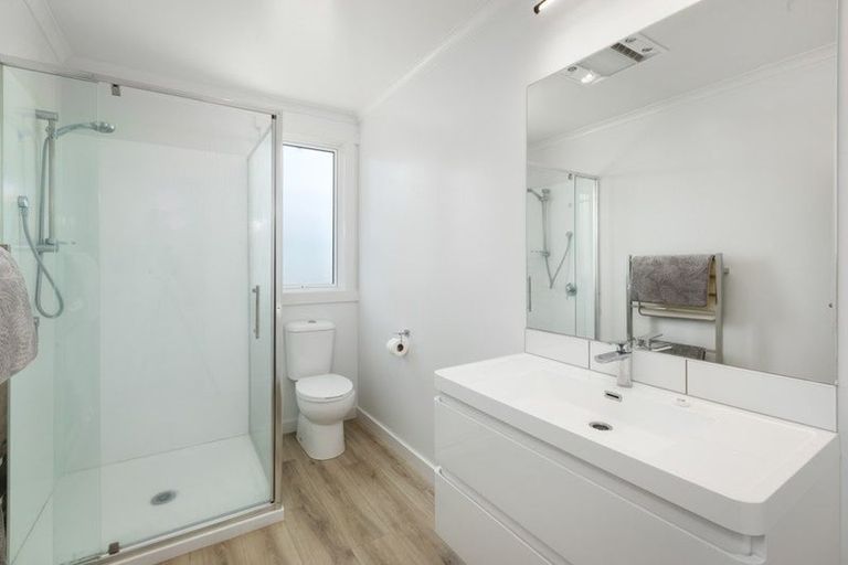 Photo of property in 11 Sandy Place, Waihi Beach, 3611