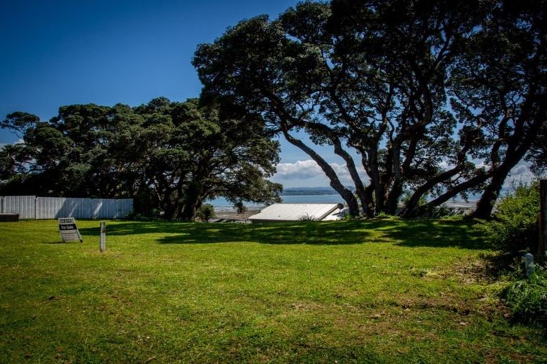 Photo of property in 143a Torkar Road, Clarks Beach, 2122