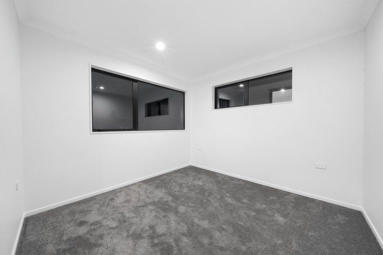 Photo of property in 29c Hywell Place, Manurewa, Auckland, 2102