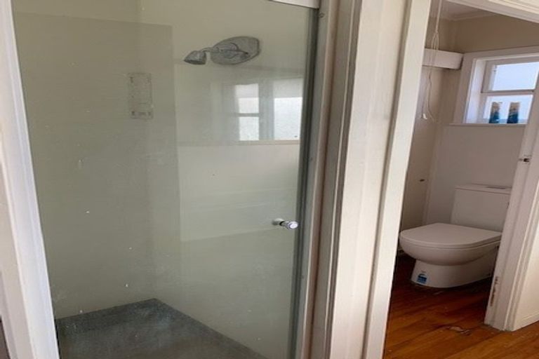 Photo of property in 5 Boys Place, Pakuranga Heights, Auckland, 2010
