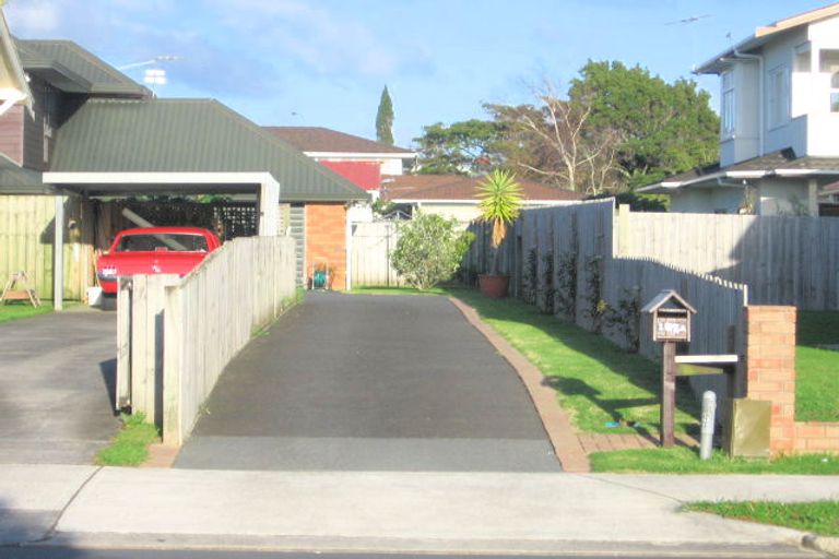 Photo of property in 2/187 Shirley Road, Papatoetoe, Auckland, 2025