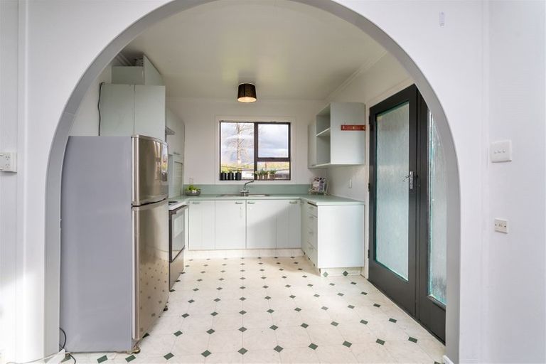 Photo of property in 15 High Street, Milton, 9220