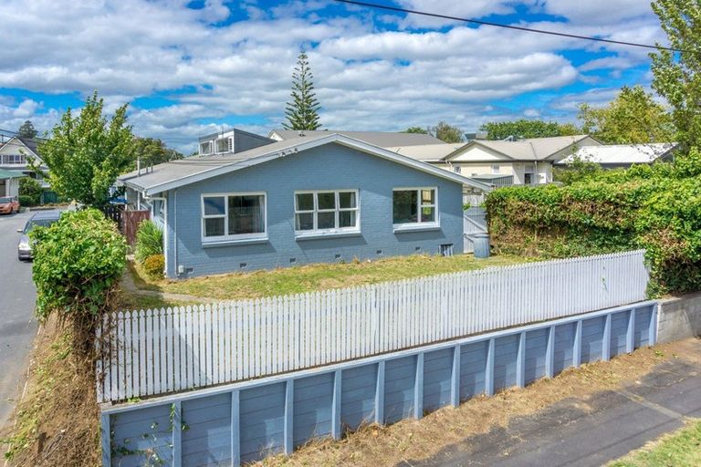 Photo of property in 1/8 Te Aroha Street, Hamilton East, Hamilton, 3216