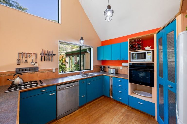 Photo of property in 243 Boons Valley Road, Waikawa, Picton, 7220