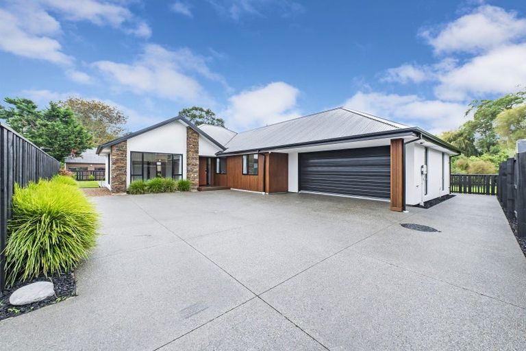 Photo of property in 29 Irvines Track, Halswell, Christchurch, 8025