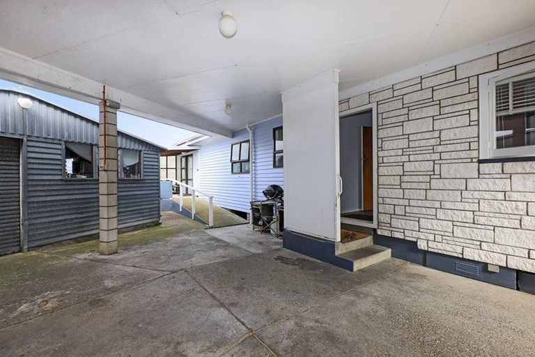 Photo of property in 20 Ngarimu Street, Havelock North, 4130