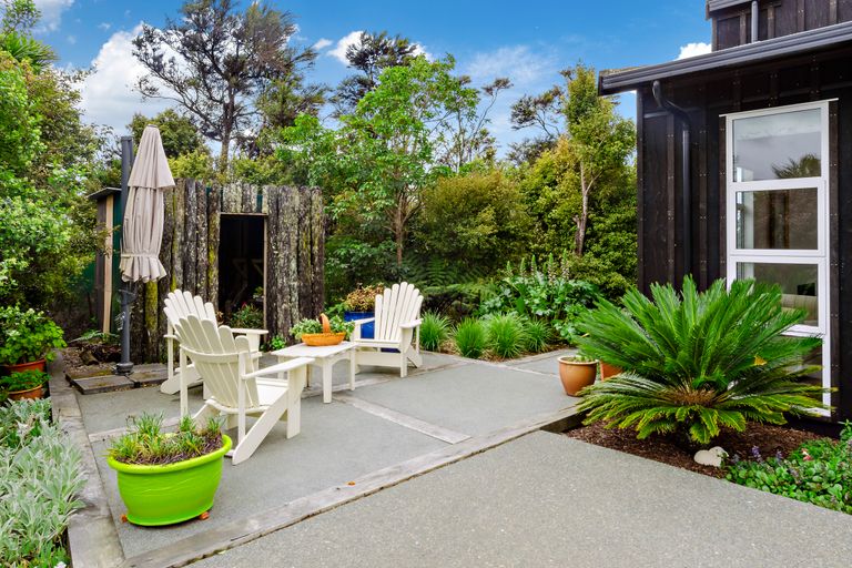 Photo of property in 14 Creek Street, Sandspit, Warkworth, 0982