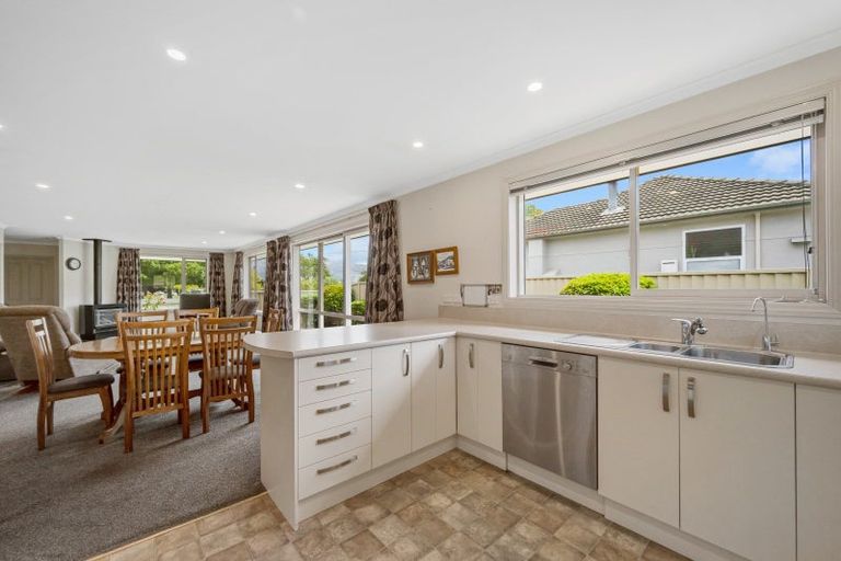 Photo of property in 11 Station Street, Alexandra, 9320