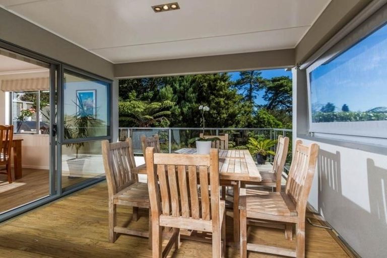 Photo of property in 36a Verran Road, Birkdale, Auckland, 0626