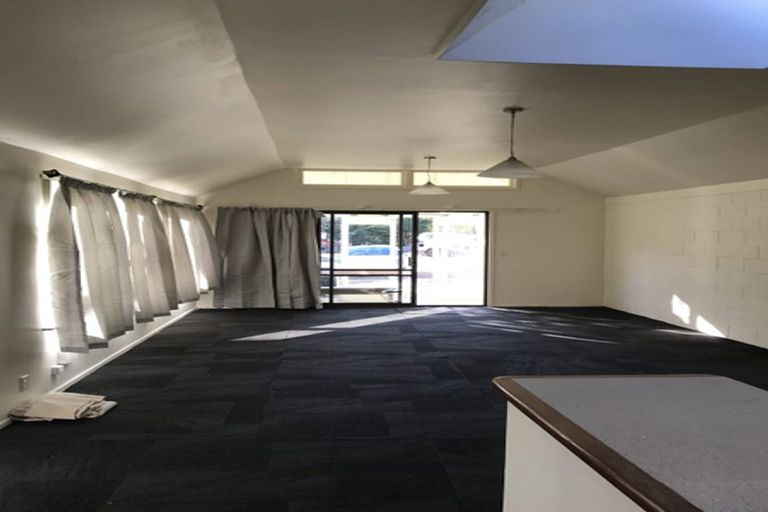 Photo of property in 371 Ohiro Road, Brooklyn, Wellington, 6021