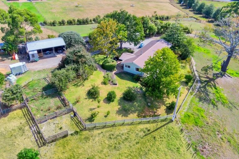 Photo of property in 754 Kaipara Coast Highway, Kaukapakapa, 0871