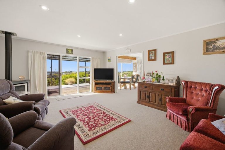 Photo of property in 91 Waikite Road, Welcome Bay, Tauranga, 3175
