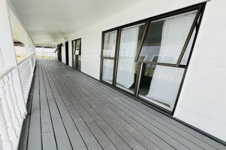 Photo of property in 14a Marendellas Drive, Bucklands Beach, Auckland, 2014